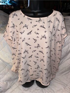 Torrid Abbey Georgette Bow back Bird print Blouse